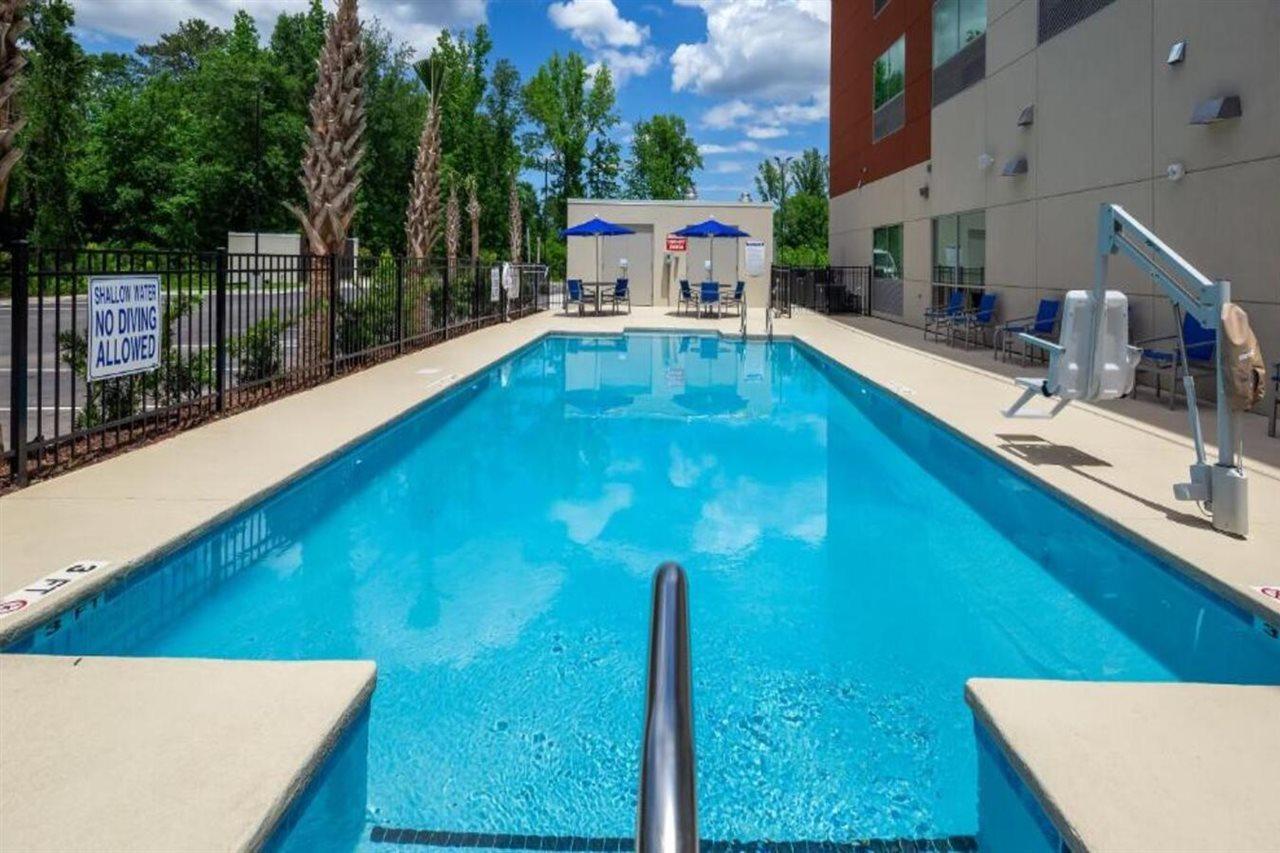 Holiday Inn Express & Suites - Latta, An Ihg Hotel Exterior photo