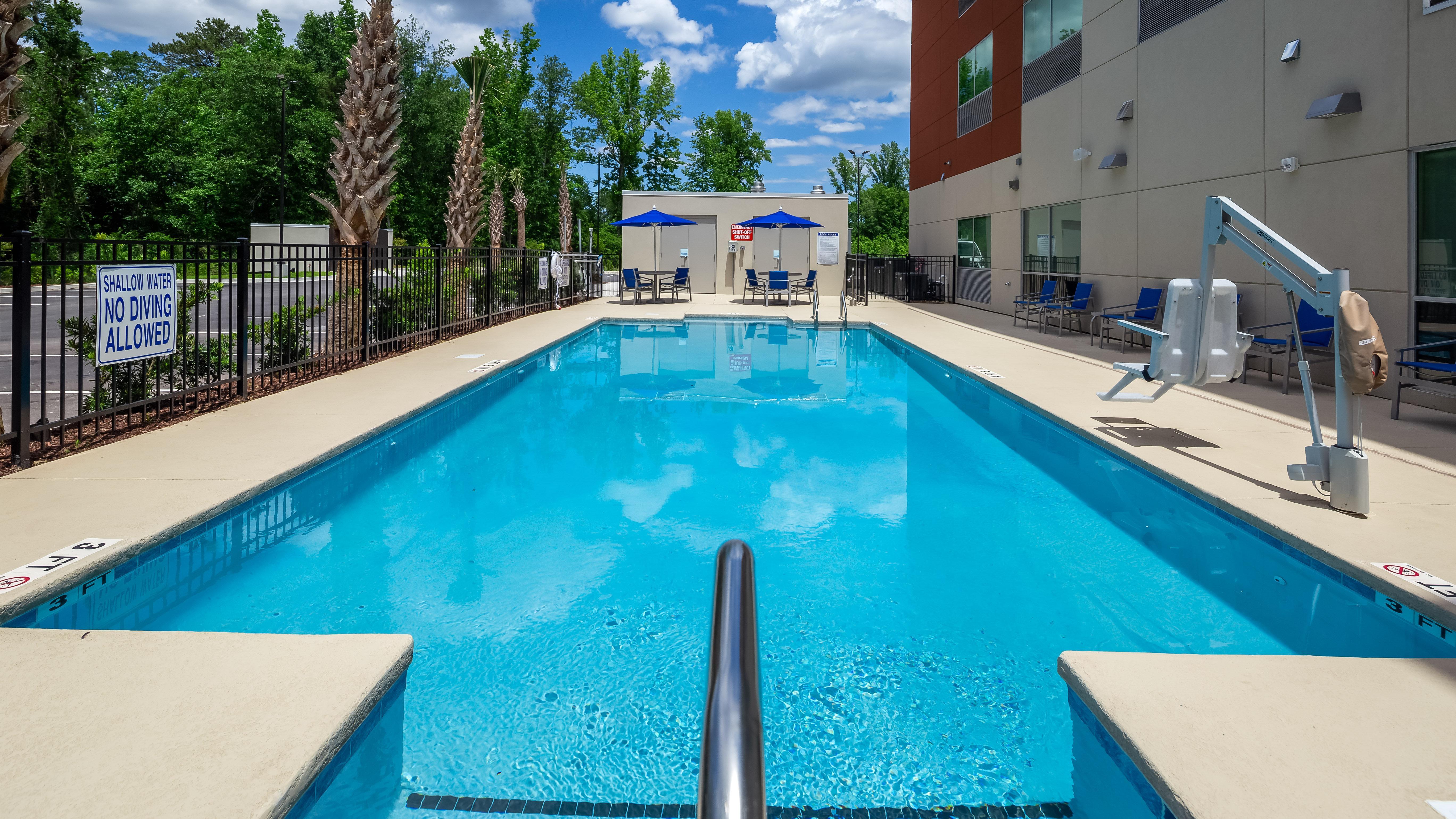 Holiday Inn Express & Suites - Latta, An Ihg Hotel Exterior photo