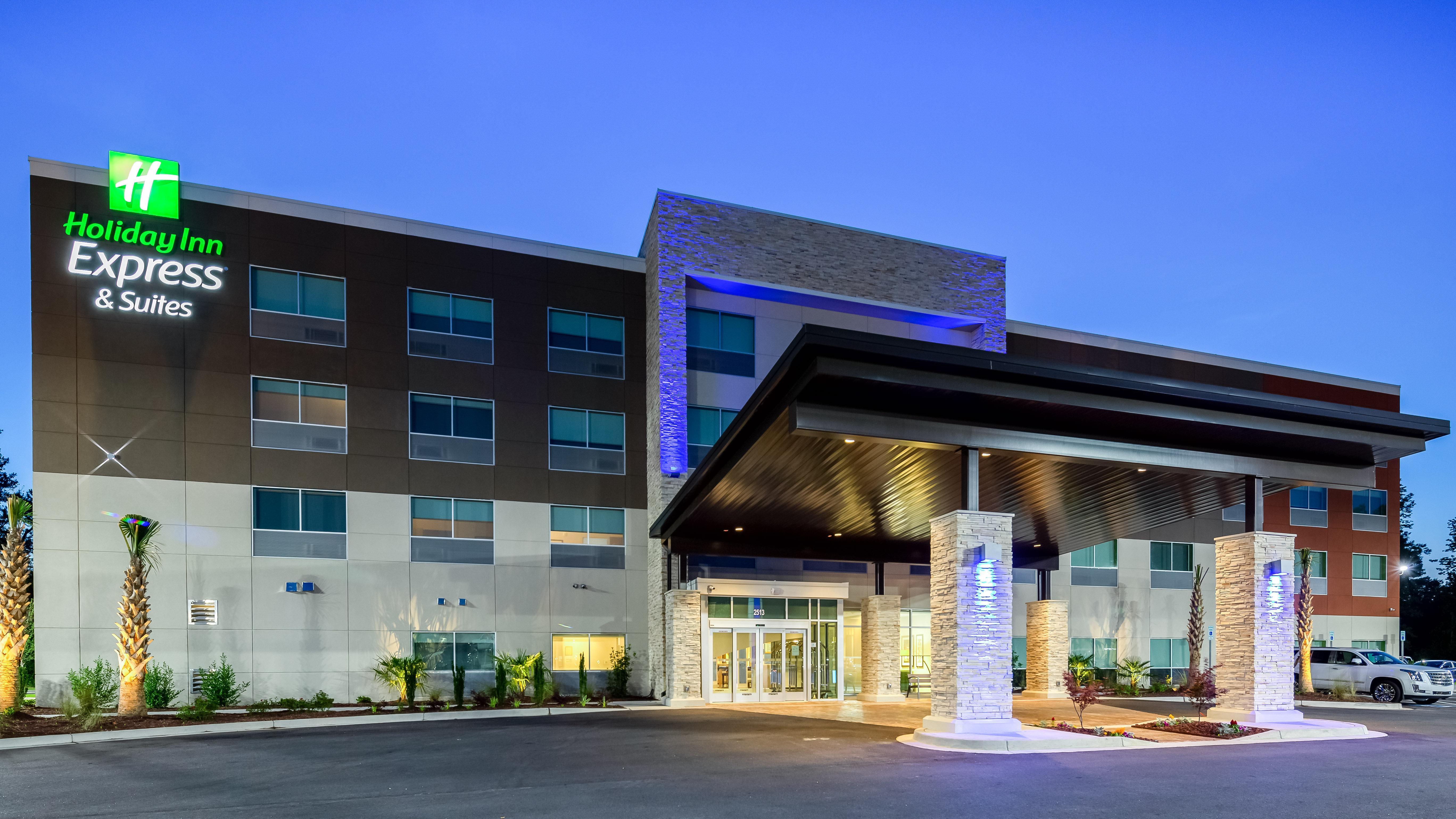 Holiday Inn Express & Suites - Latta, An Ihg Hotel Exterior photo